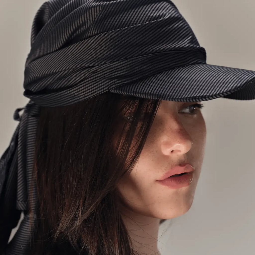 COPY CAP BLACK & GRAY